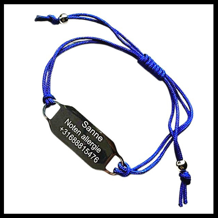 Armband SOS gegraveerd verstelbaar RVS op maat geknoopt